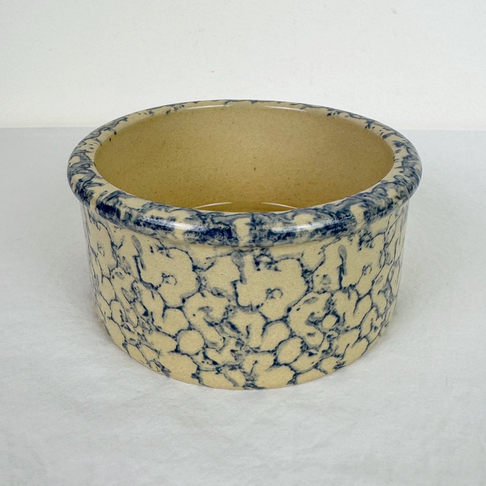 Robinson Ransbottom Roseville Blue Spongeware Low Jar